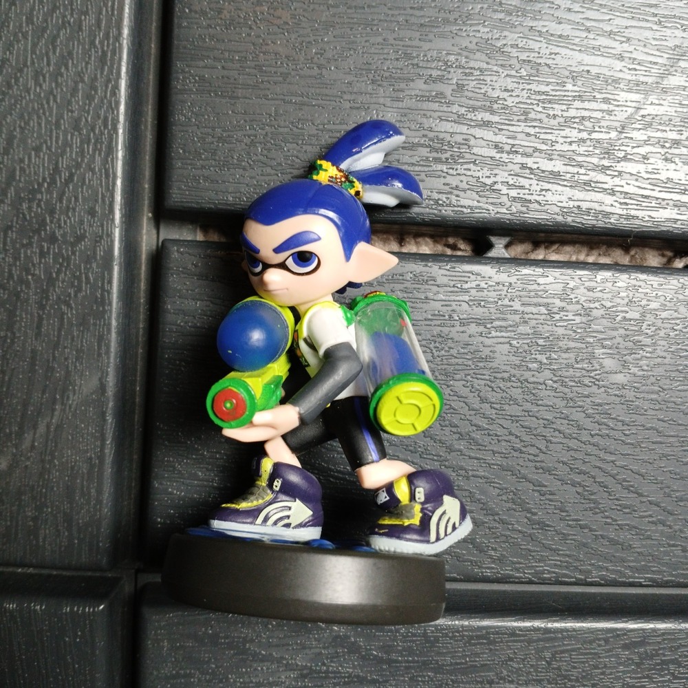 Used Blue‎ Inkling Boy Amiibo Nintendo Switch Splatoon Figurine - VG1